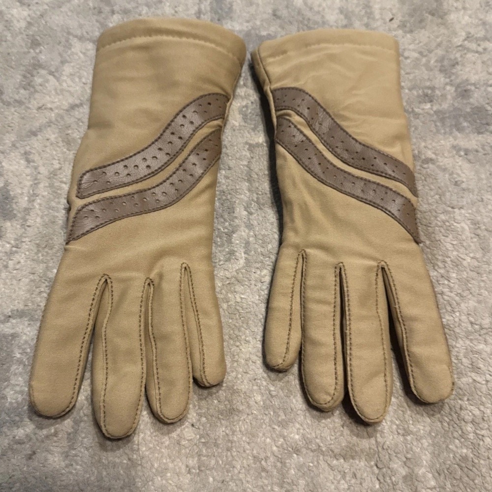 Vintage Sheer Energy Womens Beige lined driving gloves L'eggs‎  stretch One Size